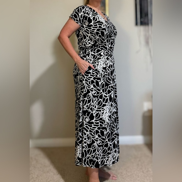 Belle by Kim Gravel Black and White Women's Dress - Picture 6 of 16